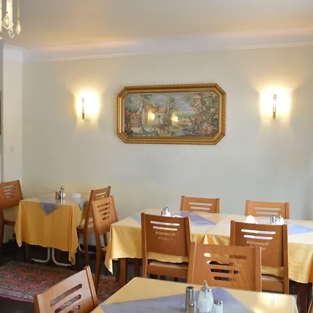 Hotel Wikinger Hof-3
